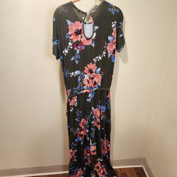 One piece floral long jumpsuit size L - Picture 11 of 11